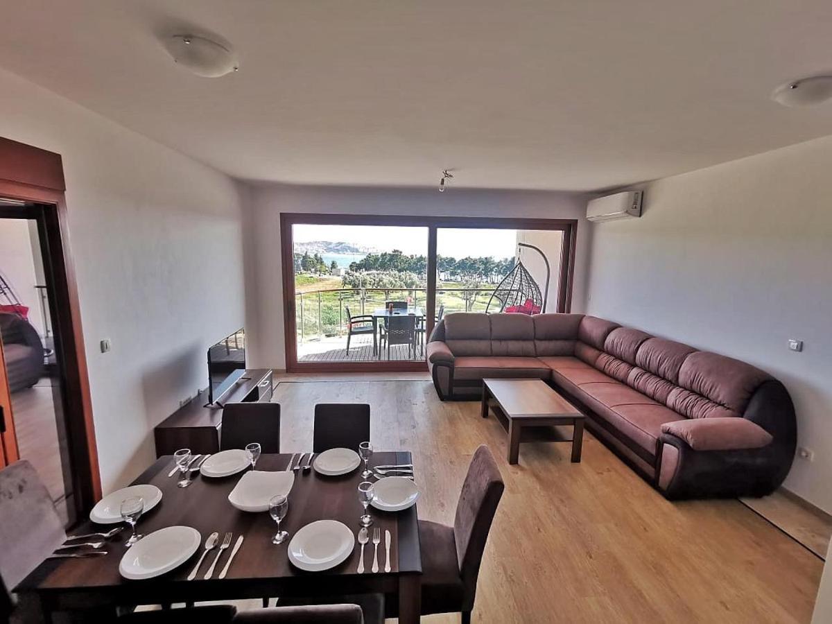 New Luxury Apartments Бар Экстерьер фото