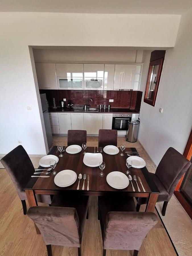 New Luxury Apartments Бар Экстерьер фото