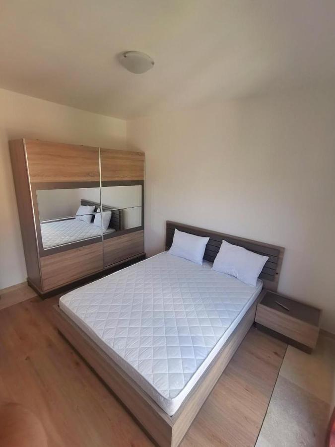 New Luxury Apartments Бар Экстерьер фото