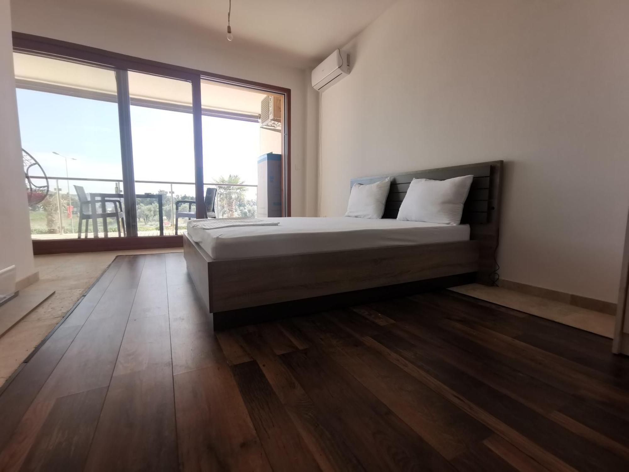 New Luxury Apartments Бар Номер фото